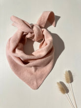 Charger l'image dans la galerie, FOULARD UNI ROSE