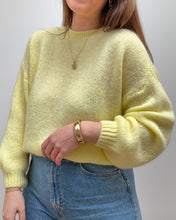 Charger l'image dans la galerie, PULL ZYA JAUNE