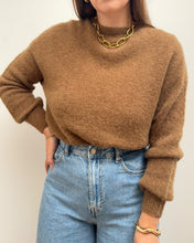 Charger l'image dans la galerie, PULL CARMEN CAMEL
