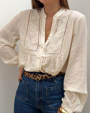 Charger l&#39;image dans la galerie, BLOUSE LOUISA BEIGE