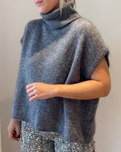 Charger l'image dans la galerie, PULL NAOLIE GRIS