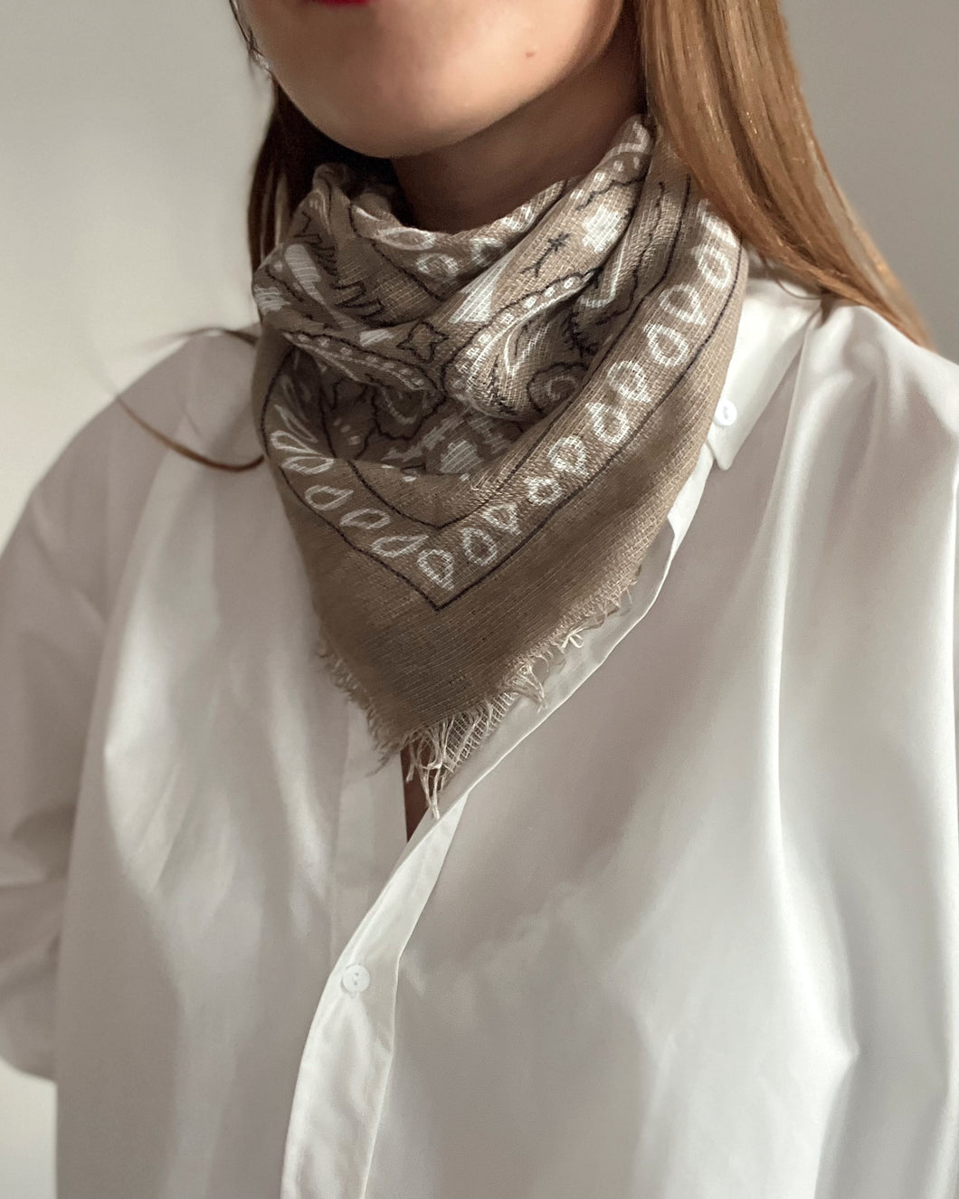 FOULARD BANDANA TAUPE