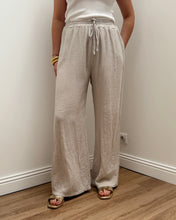 Charger l&#39;image dans la galerie, PANTALON AXELLE BEIGE