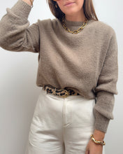 Charger l'image dans la galerie, PULL CARMEN TAUPE