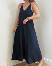 Charger l&#39;image dans la galerie, ROBE ADELA BLEU MARINE