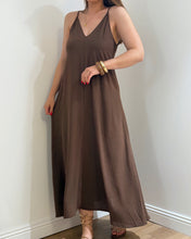 Charger l&#39;image dans la galerie, ROBE ADELA MARRON